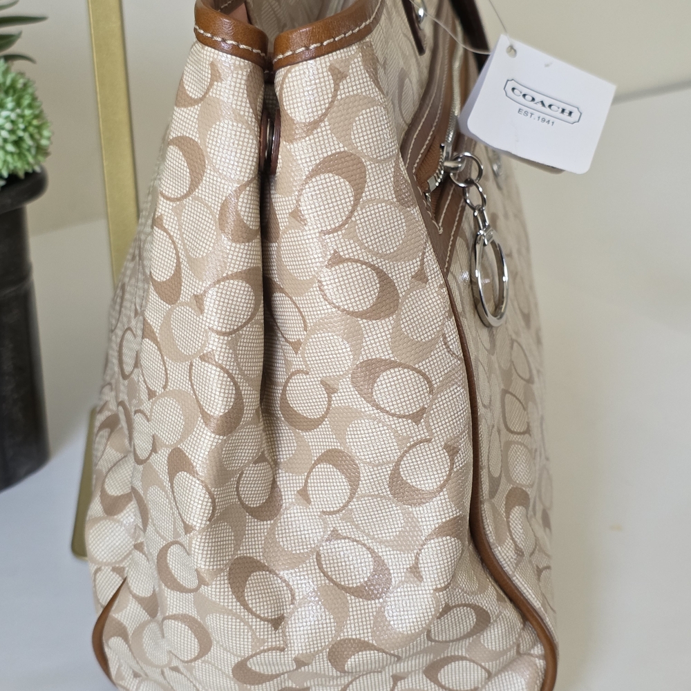 Coach Chelsea Bias Tote Signature C Khaki Tan Coated Canvas Leather Trim-NWT - Picture 4 of 12